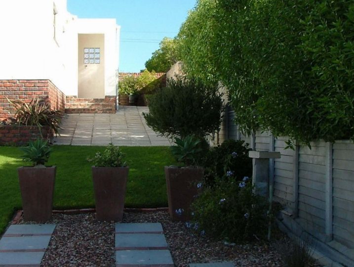 Arniston Holiday Accommodation Self-catering holiday homes - Arniston Letting Oom Hennie