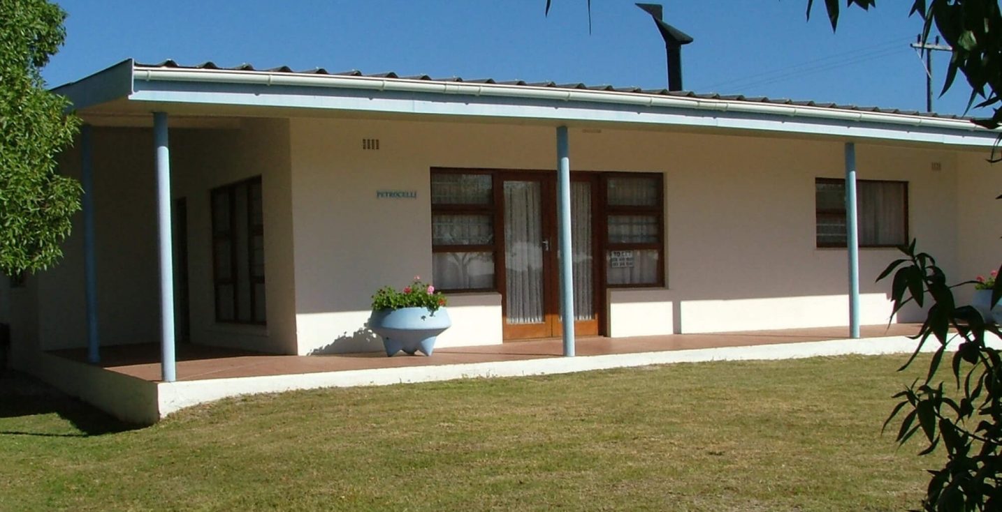 Arniston Holiday Accommodation Self-catering holiday homes - Arniston Letting Petrocelli